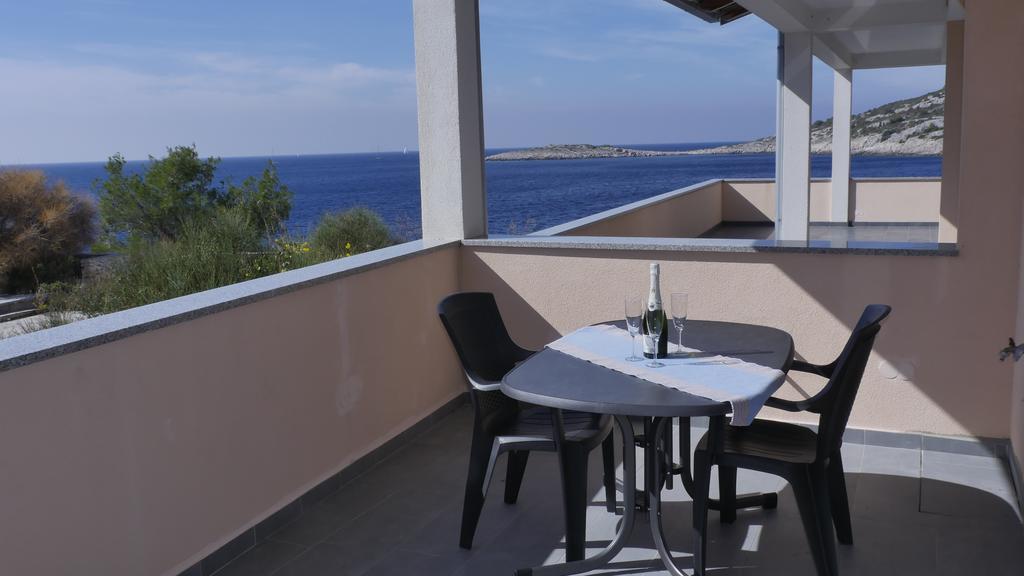 Direkt Am Meer-Apartments Puntaplanka Rogoznica (Sibenik-Knin) Exterior foto
