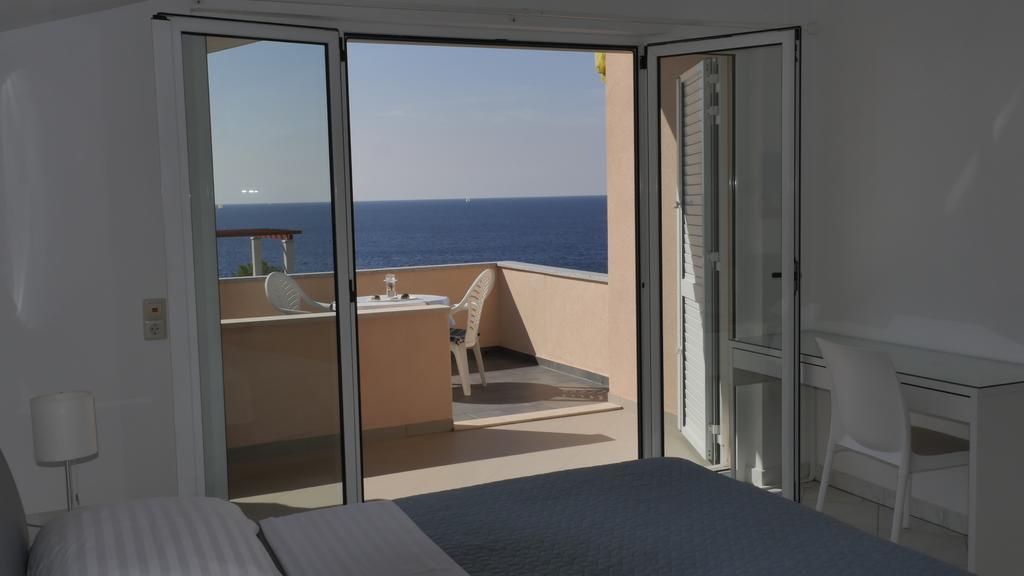 Direkt Am Meer-Apartments Puntaplanka Rogoznica (Sibenik-Knin) Exterior foto