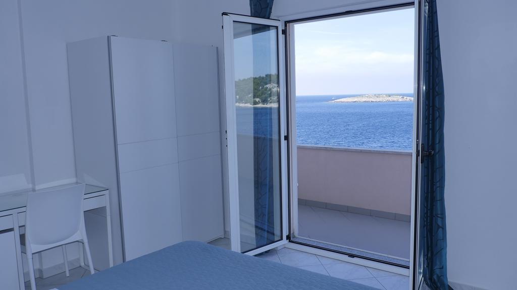 Direkt Am Meer-Apartments Puntaplanka Rogoznica (Sibenik-Knin) Exterior foto